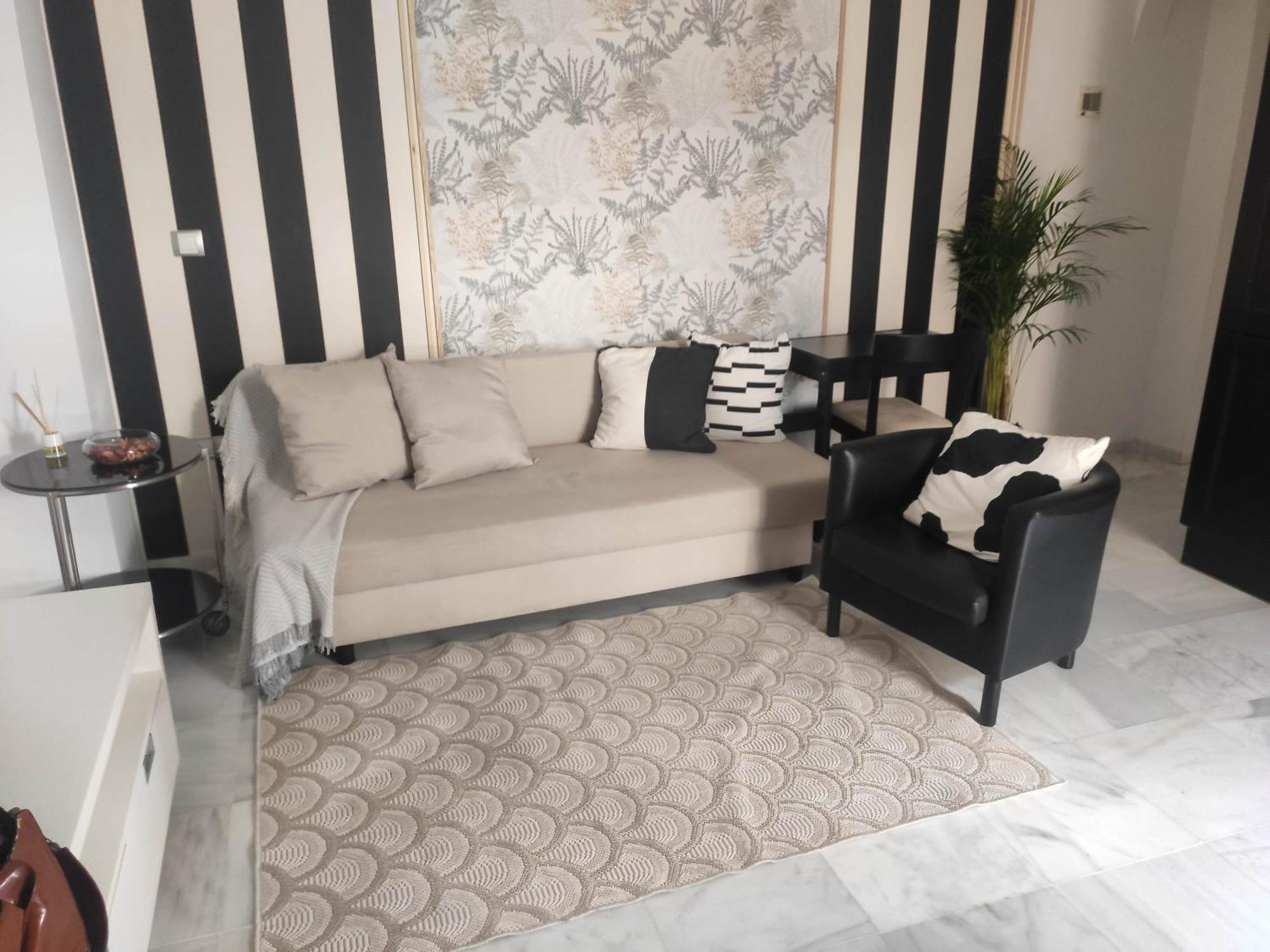 Prime Location!, Seville